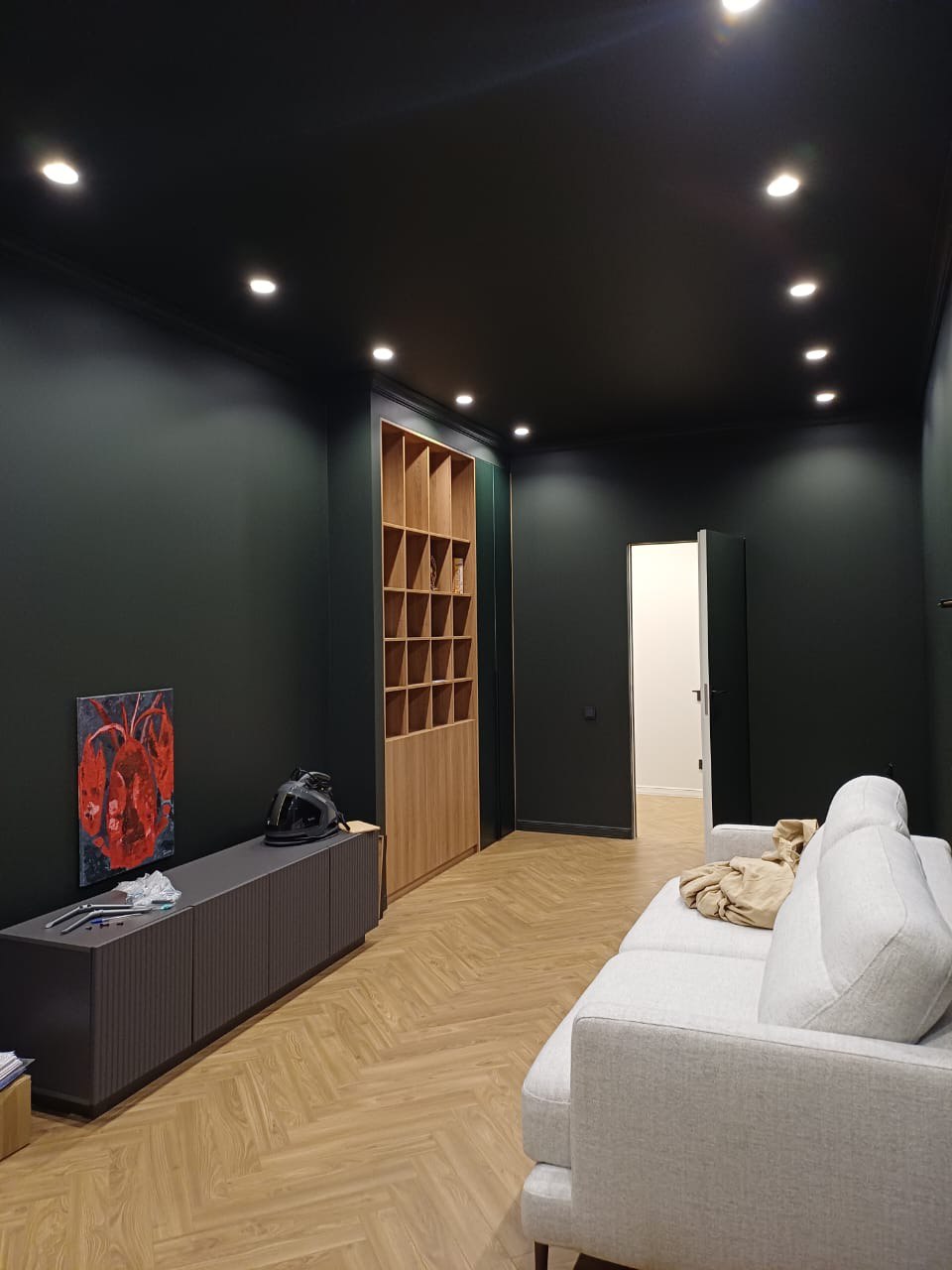 Прихожая - современная отделка